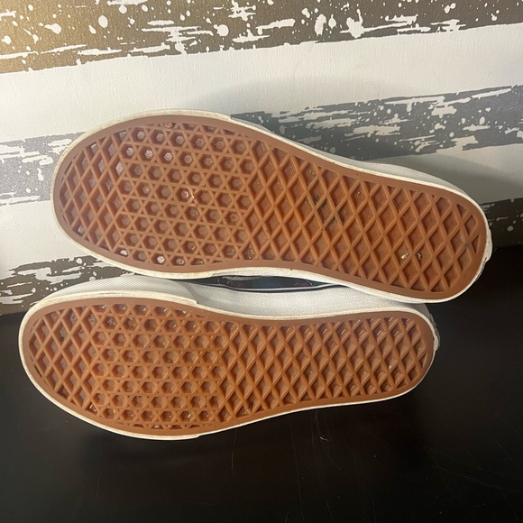 Vans “Drip Black Skull” - Picture 7 of 8